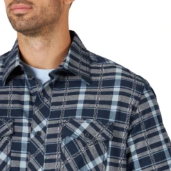 Wrangler Retro® Men's Premium Dark Sapphire Button Up Shirt 112318887
