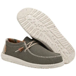 Hey Dude Men's Wally Eco Sox Algae Slip On Shoes 112478354 -Ariat 112478354 WALLY ECO SOX ALGAE LEFT 33