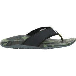 XTRATUF® Men's Auna Black & Camo Slip Resistant Sandal AUNM-000 -Ariat AUNM000 8 EXTRALARGE