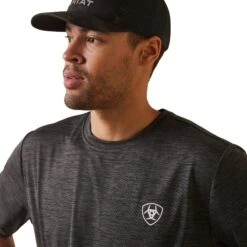 Ariat® Men's Charger Proud Shield Charcoal Heather T-Shirt 10043763 9 Ariat® Men's Charger Proud Shield Charcoal Heather T-Shirt 10043763 -Ariat S23 MNS WEST 10043763 detail01